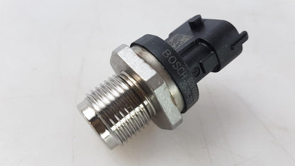 Original OE OPEL Kraftstoffdruck Sensor 55576178