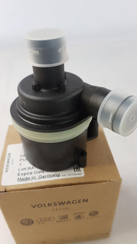 Original VW Amarok I 10-16 Touareg II AUDI A4 IV Zusatzwasserpumpe 059121012B