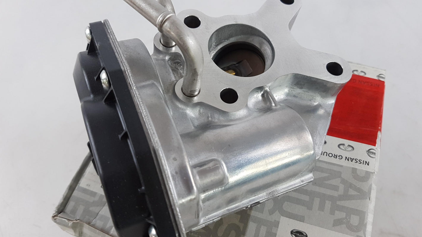 Original NISSAN Cabstar F24 Pathfinder R51 Navara 2.5dCi AGR-Modul 147105X00D