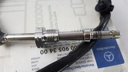 Original OE MERCEDES-BENZ Abgastemperaturgeber A0009053400