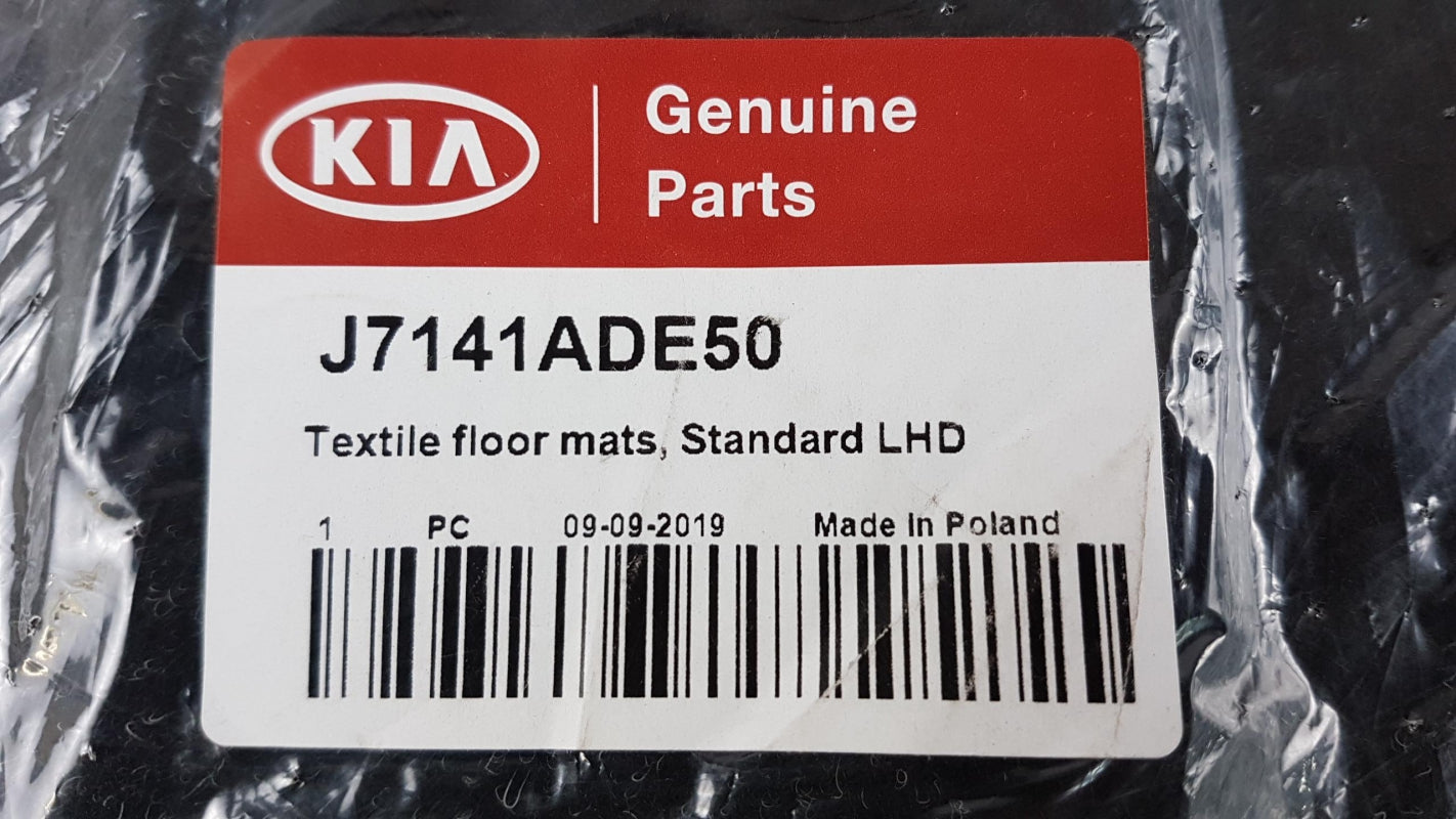 Original OE HYUNDAI/KIA Fußmattensatz J7141ADE50