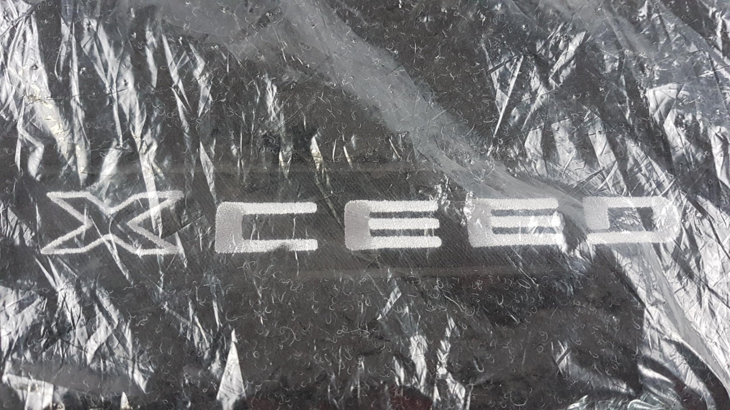 Original OE HYUNDAI/KIA Fußmattensatz J7141ADE50