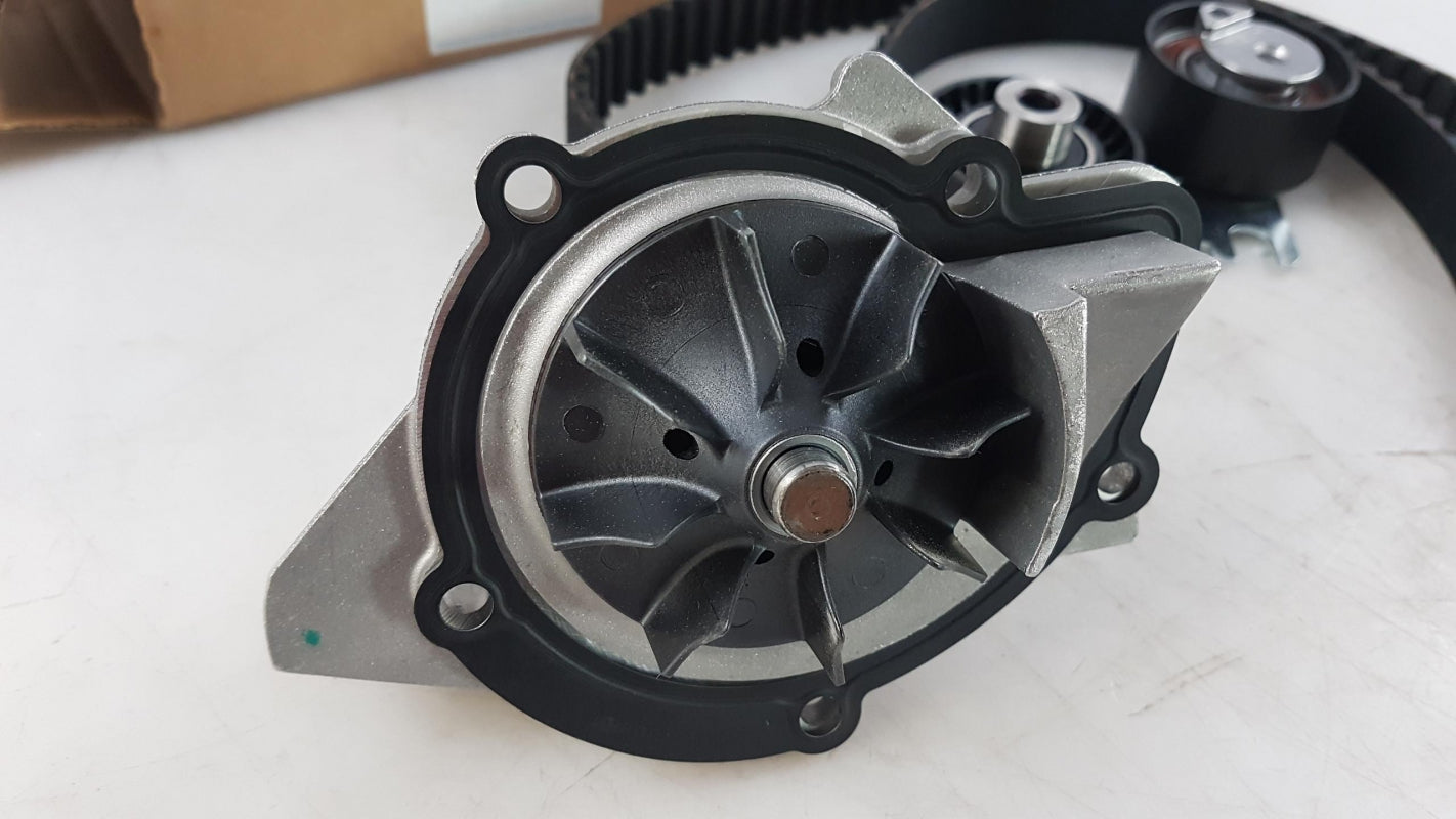 Original OE FIAT Wasserpumpe + Zahnriemenkit 71771583