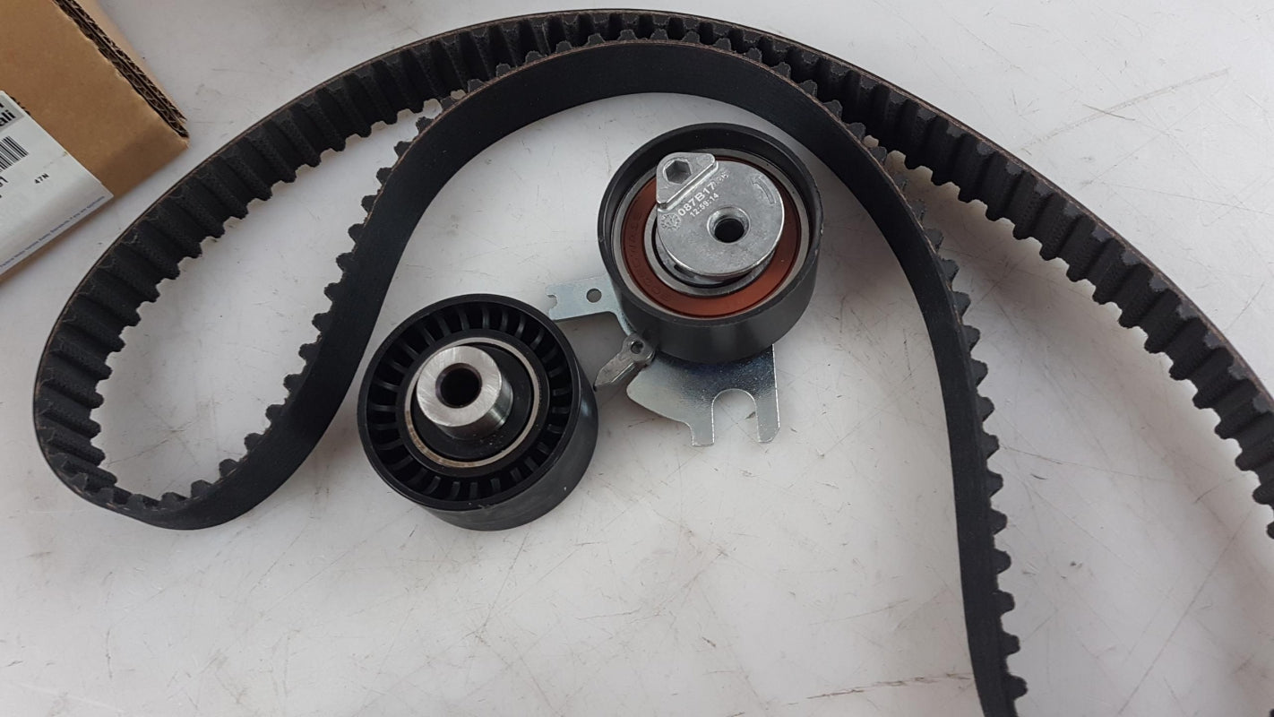 Original OE FIAT Wasserpumpe + Zahnriemenkit 71771583