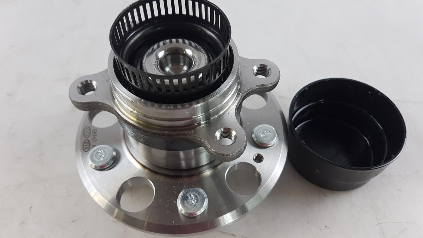 Original HYUNDAI Elantra IV i30 KIA Ceed II Radnabe hinten 527302H000