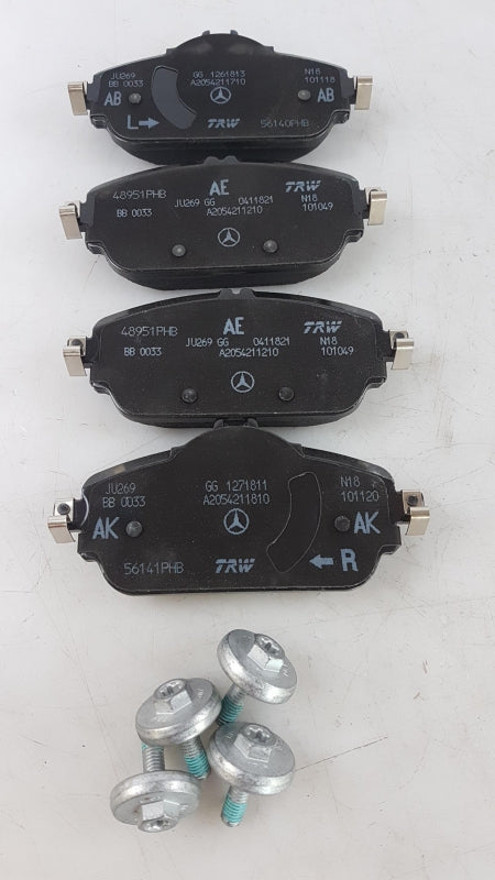 Original MERCEDES-BENZ C-Klasse W205 Bremsbeläge Vorne A0084203720