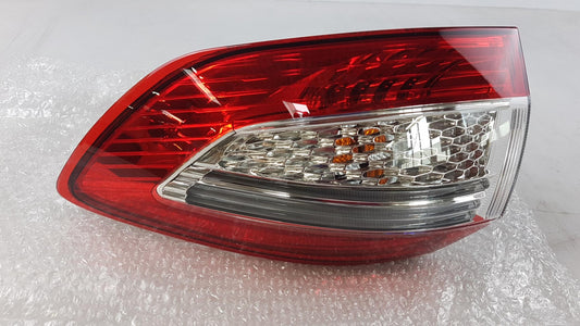 Original FORD Mondeo Turnier '10-'14 Heckleuchte Rücklicht aussen rechts 1767492