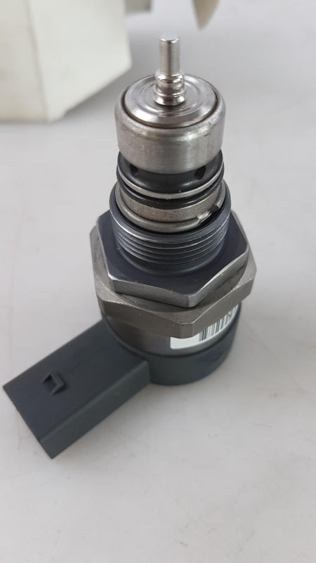 Original VW Touareg  II (7P) AUDI A4 (8K) Q5 Q7 Druckregelventil 057130764AE