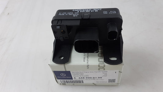 Original MERCEDES-BENZ C/S-Klass W209 CLK270 Glühkerzen Steuergerät A6489000100