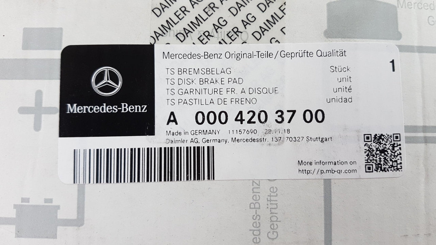 Original OE MERCEDES-BENZ Bremsbeläge A0004203700
