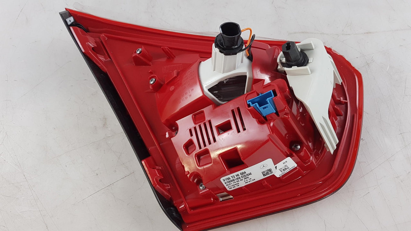 Original OE MERCEDES-BENZ Heckleuchte A1569061458