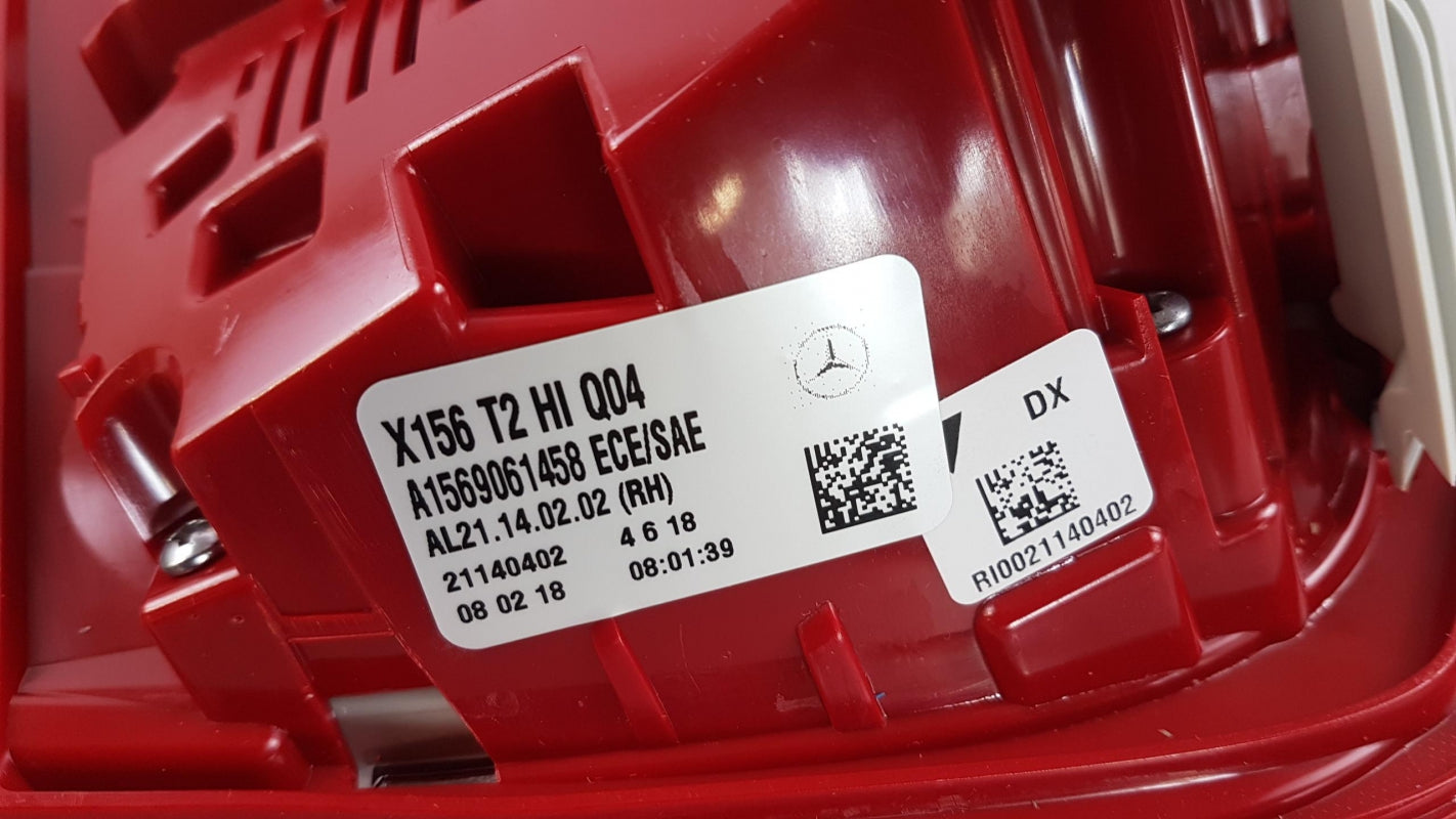 Original OE MERCEDES-BENZ Heckleuchte A1569061458