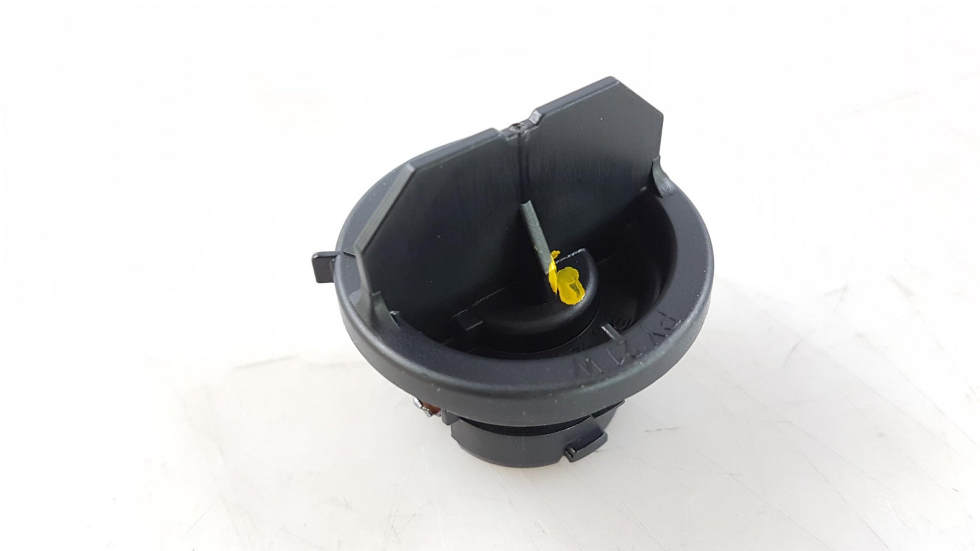 Original MERCEDES-BENZ X164 W203 W211 W245 W220 W251 Lampenfassung A0018261982