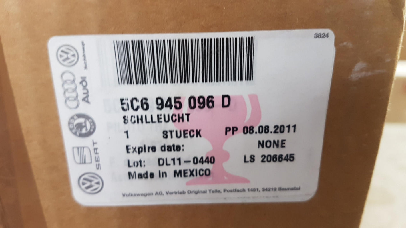 Original VW Jetta 11-14 Heckleuchte Rücklicht außen rechts 5C6945096D
