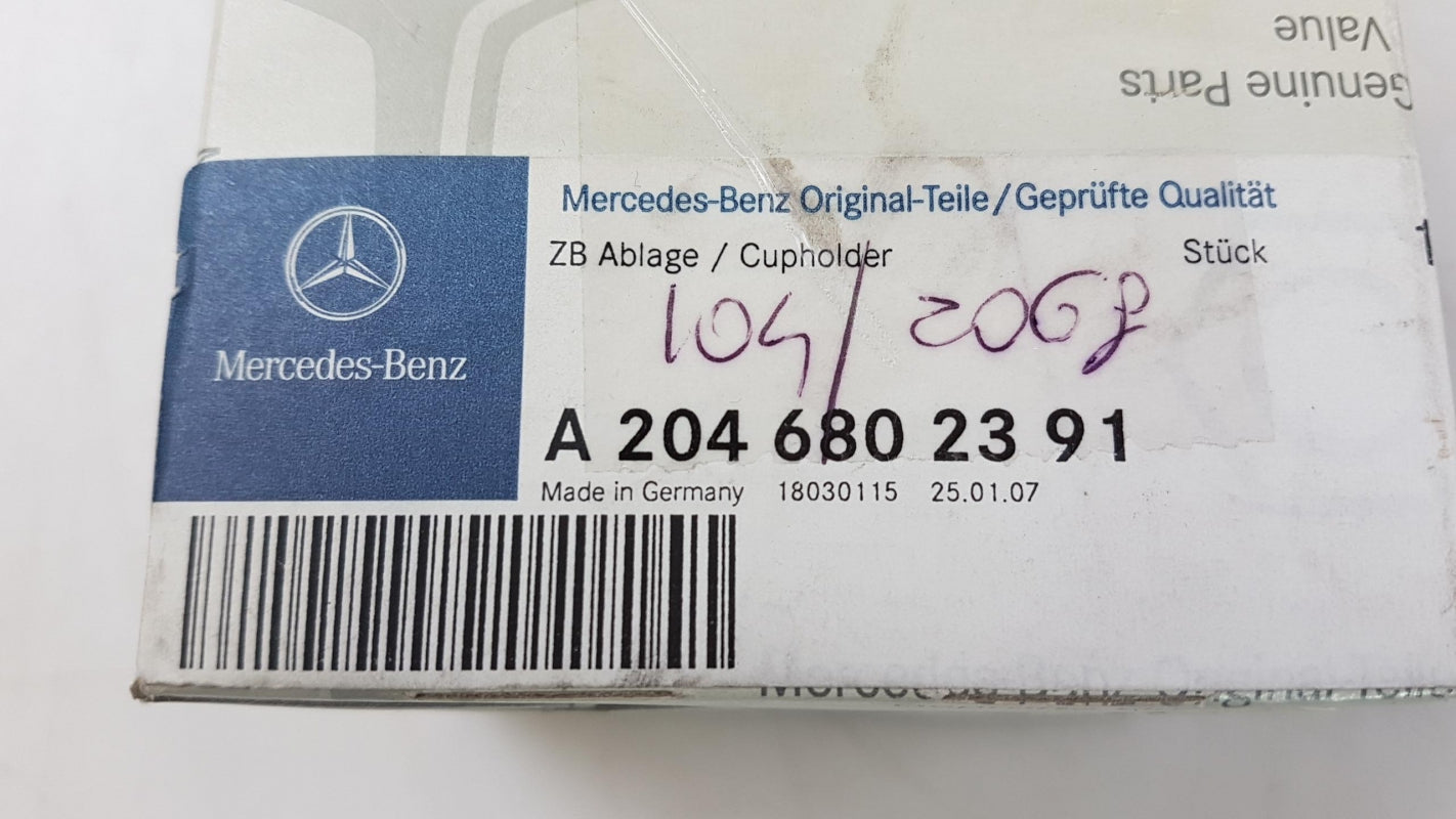 Original OE MERCEDES-BENZ Getränkehalter A2046802391