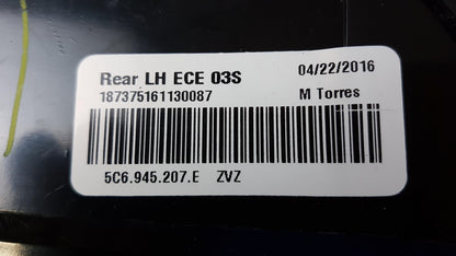 Original OE Volkswagen Heckleuchte 5C6945207E
