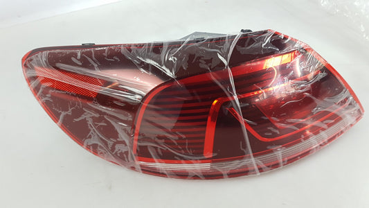 Original VW CC II '12-'17 LED-Schlussleuchte aussen links 3C8945207AD