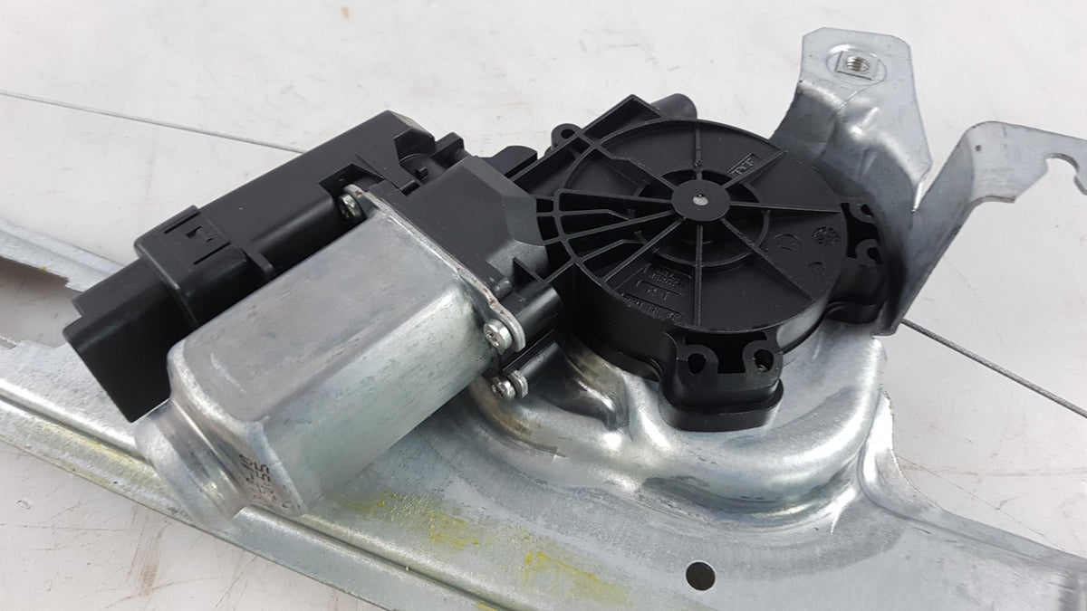 Original RENAULT Scenic II Fensterheber elektr. vorne rechts 8200646838.