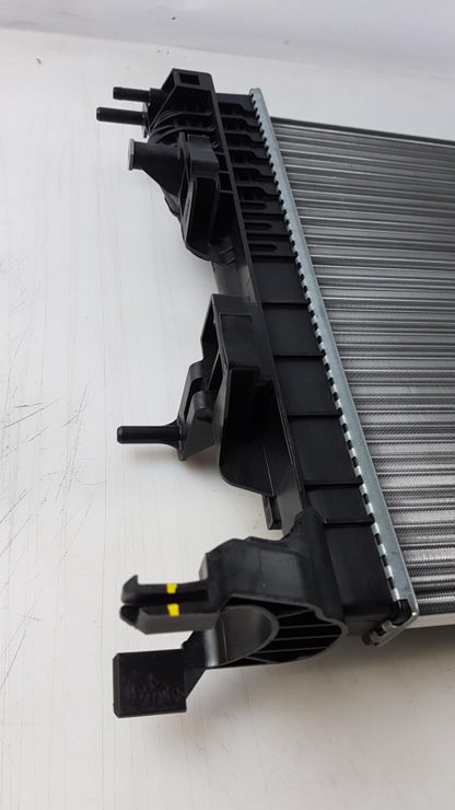 Original OE RENAULT Wasserkühler 214105150R