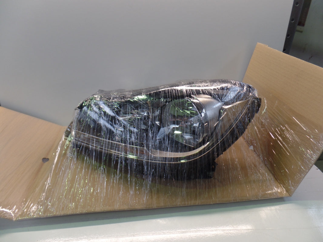 Original MERCEDES-BENZ W204 Hauptscheinwerfer Frontlicht links A2048209559