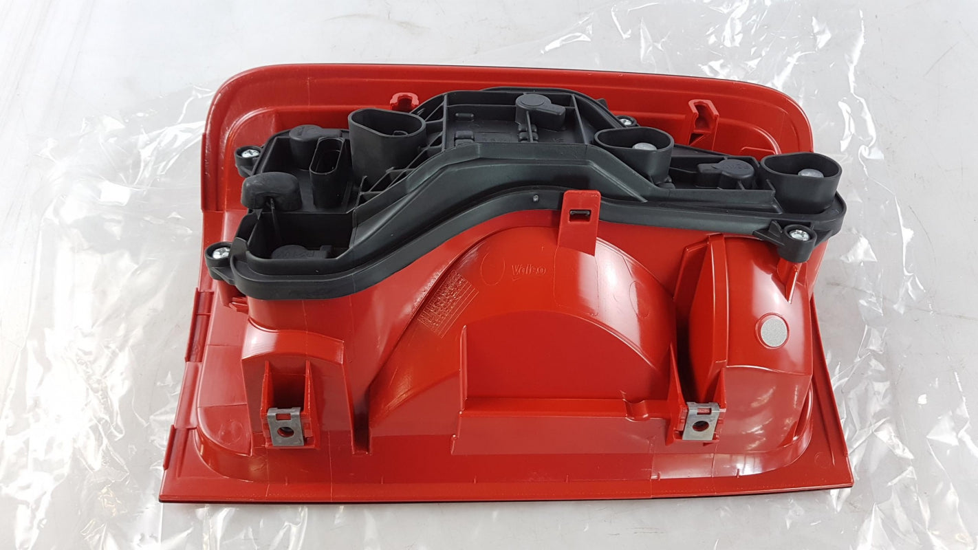 Original OE Volkswagen Heckleuchte 2H1945096G