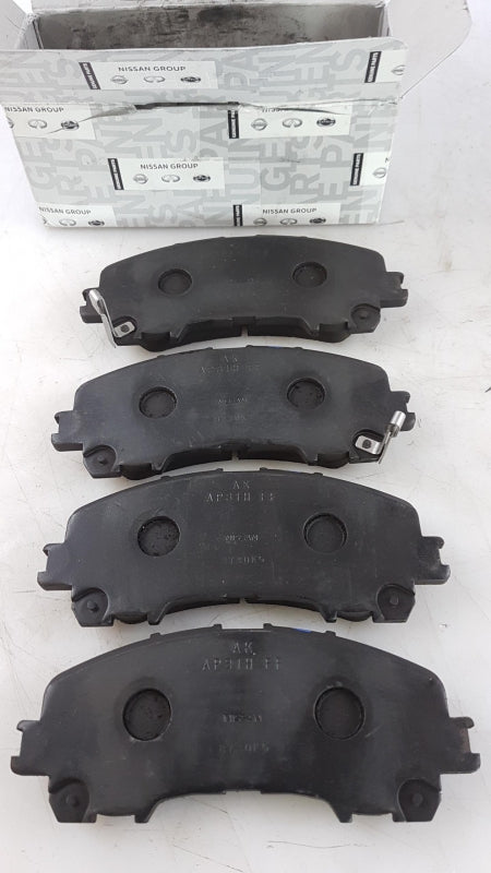 Original RENAULT Koleos II QM6 Q50 X-Trail Bremsbeläge Vorne 410608710R