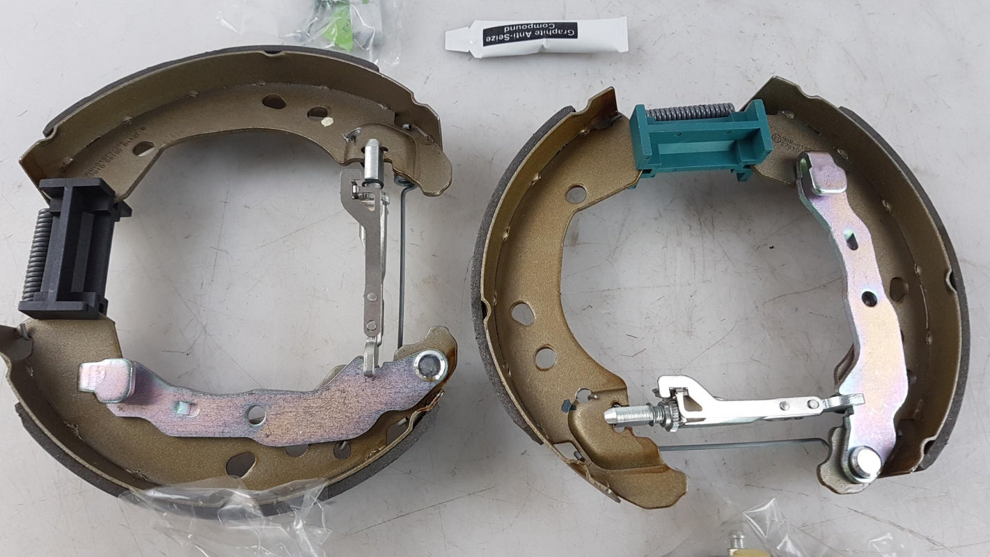 Original OE RENAULT Bremsbackensatz 8671018154