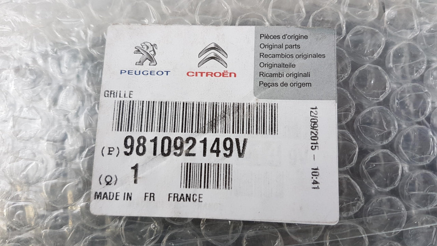 Original PEUGEOT 208 Stoßfänger Lüftungsgitter vorne unten 981092149V