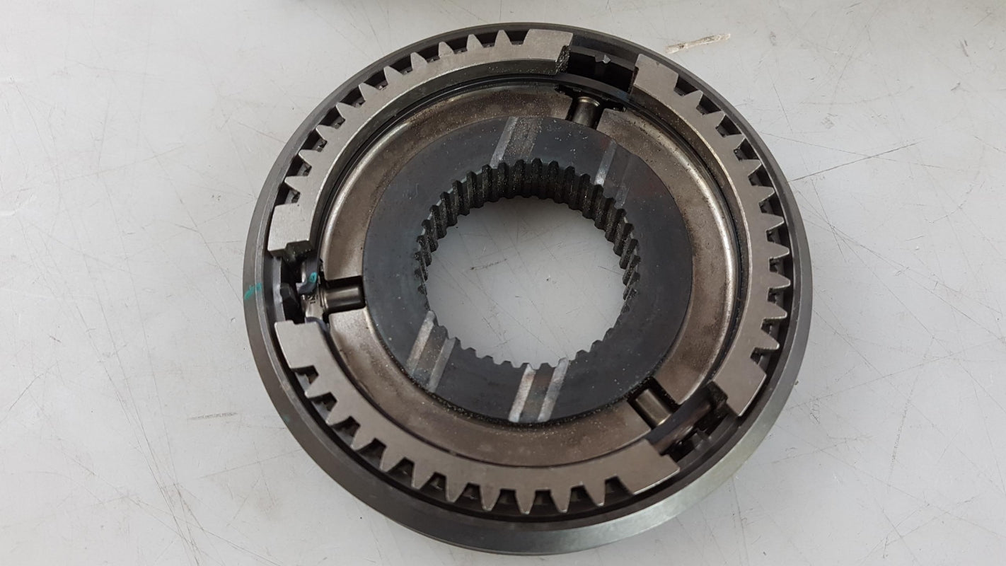 Original OE HYUNDAI/KIA Schaltgetriebe Synchronizer Nabe 4338032200