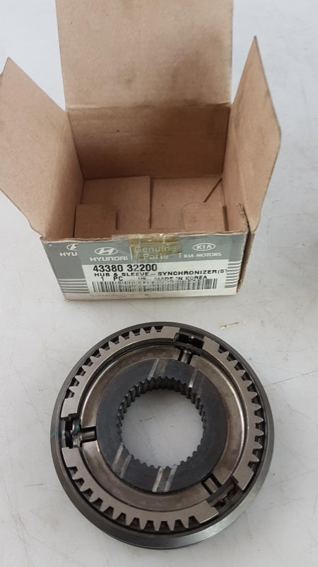 Original OE HYUNDAI/KIA Schaltgetriebe Synchronizer Nabe 4338032200
