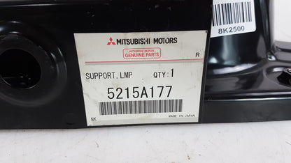 Original OE MITSUBISHI Scheinwerfer Halterung 5215A177