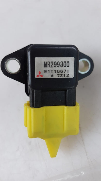 Original OE MITSUBISHI Ladedrucksensor MR299300
