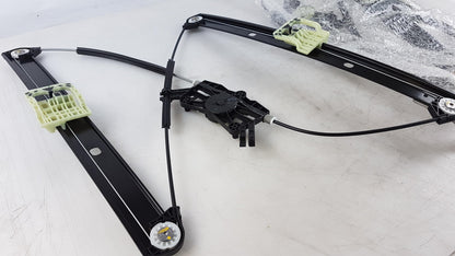 Original AUDI Q5 II (2018-) Fensterheber Satz ohne Motor Vorne 80A898461