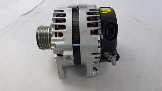 Original HYUNDAI I30 (GD) I40 (VF) Elantra (AD) Lichtmaschine 373002A805