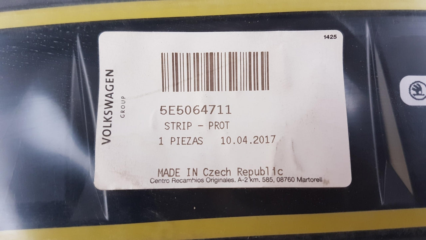 Original SKODA Octavia III 5E Ladekantenschutz schwarz 5E5064711