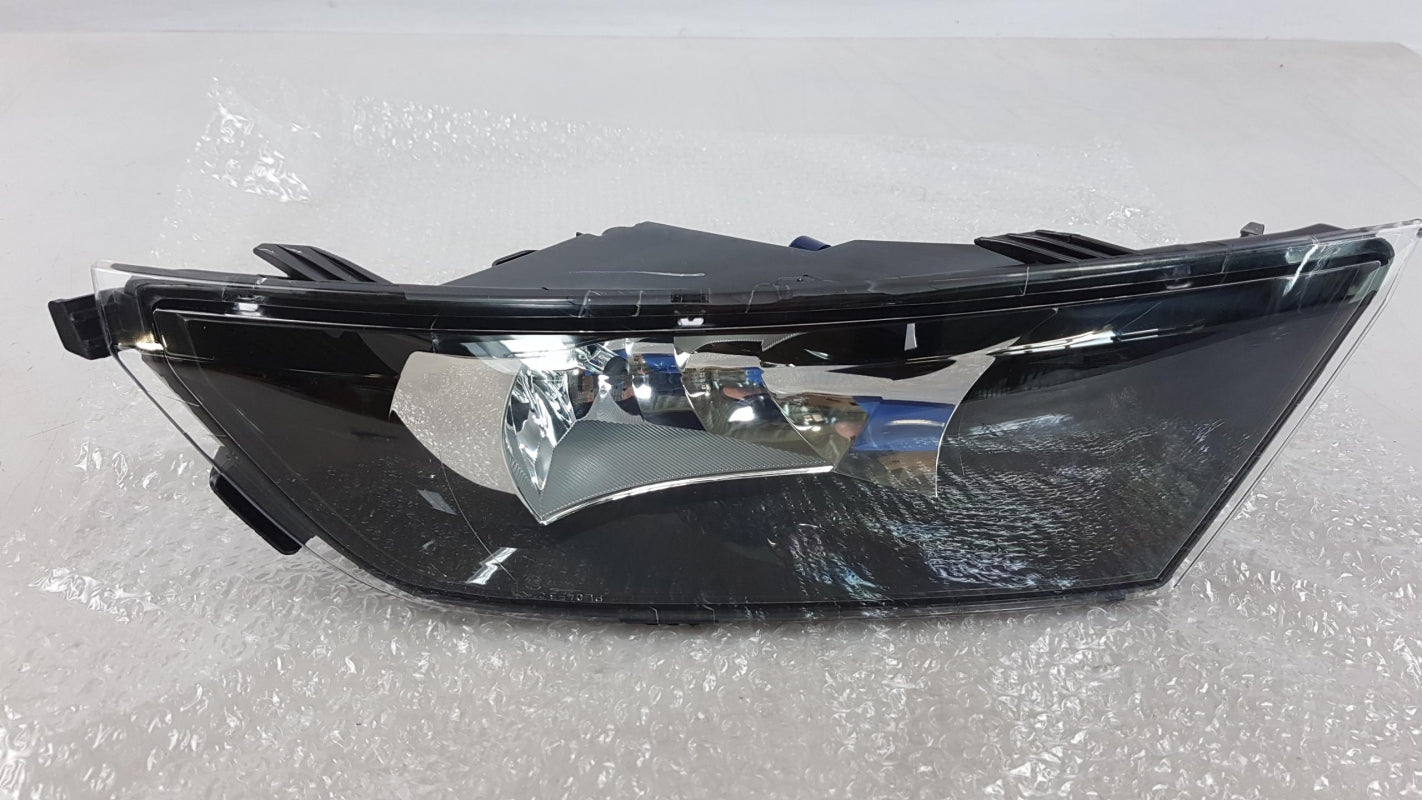 Original SKODA Fabia III '14- Halogen Nebelscheinwerfer links 6V0941699