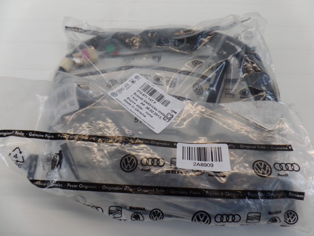 Original SKODA Superb Leitungssatz für Heckklappe Kabelbaum rechts 3T0971147F