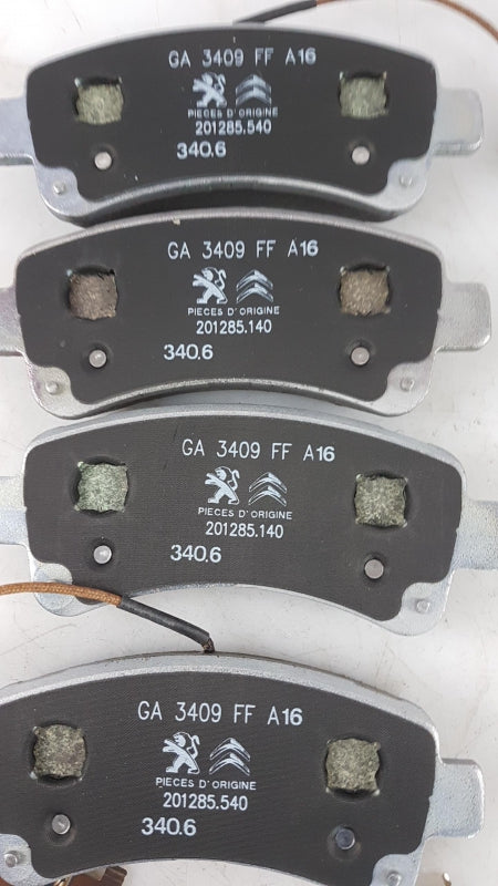 Original OE Peugeot Bremsbeläge 1612434080