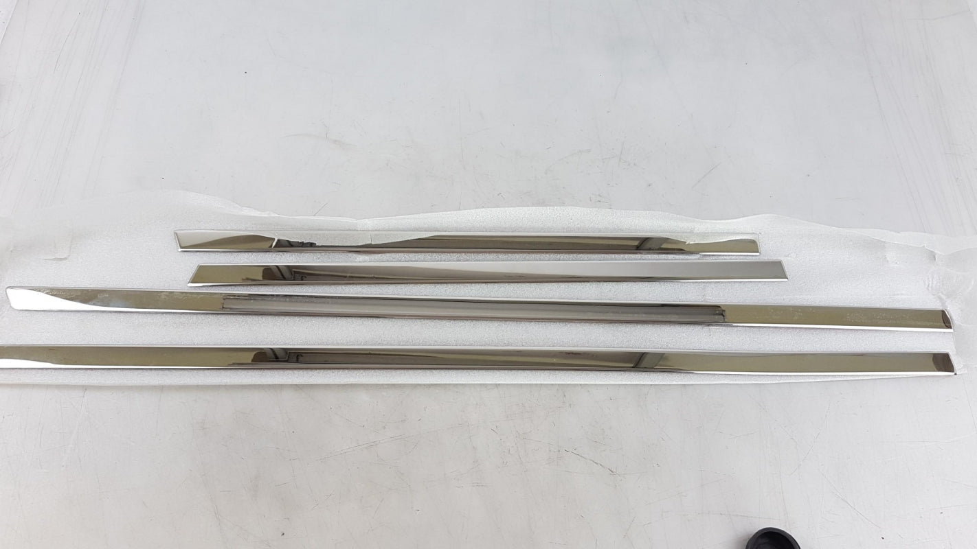 Original OE HYUNDAI/KIA Türzierleisten Satz D7271ADE00ST