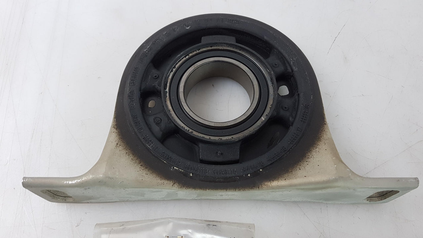 Original VOLKSWAGEN Crafter I (2E/2F) Gelenkwelle Befestigung 2E0598351C