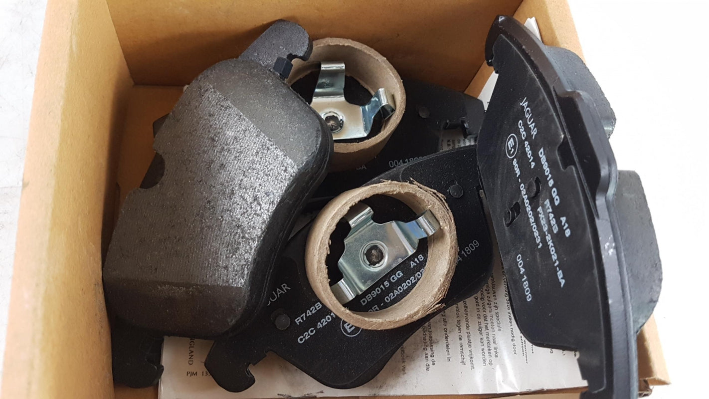 Original JAGUAR XK X150 06-14 Bremsbeläge Bremsklötze vorne C2C42014