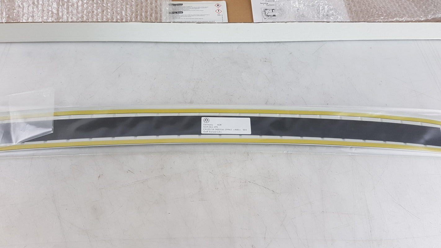 Original OE Volkswagen Ladekantenschutz 5G9061195