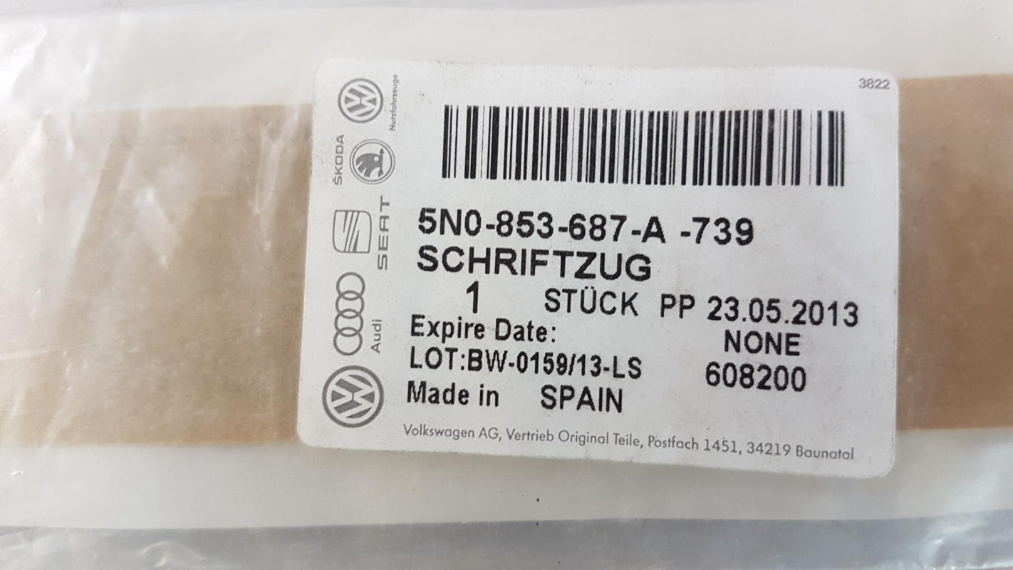 Original OE Volkswagen Emblem Plakette 5N0853687A739