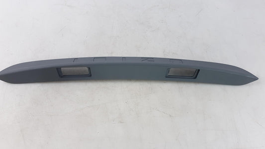 Original OE Volkswagen Abdeckung 6J8827376BGRU