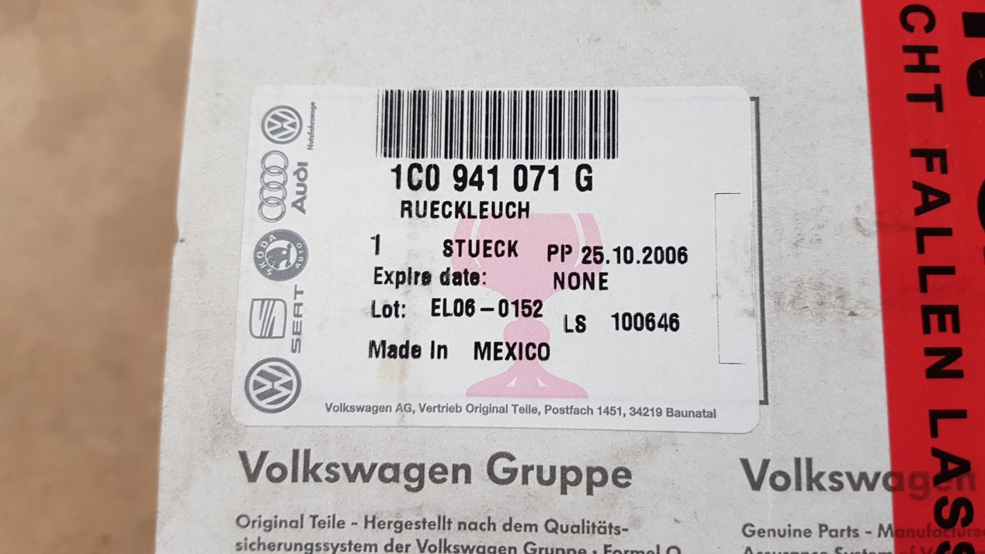 Original OE Volkswagen Rücklicht 1C0941071G