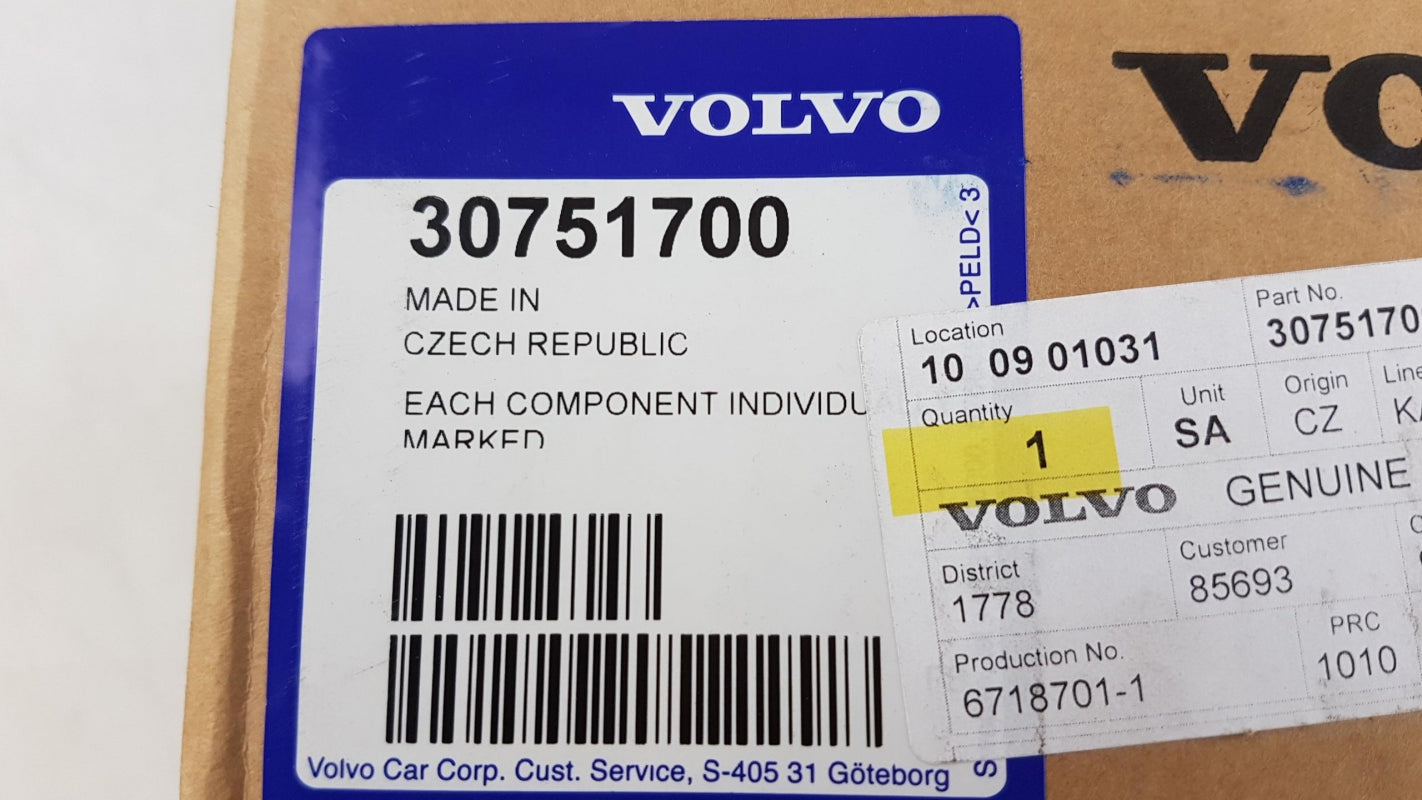 Original OE VOLVO Wasserpumpe 30751700