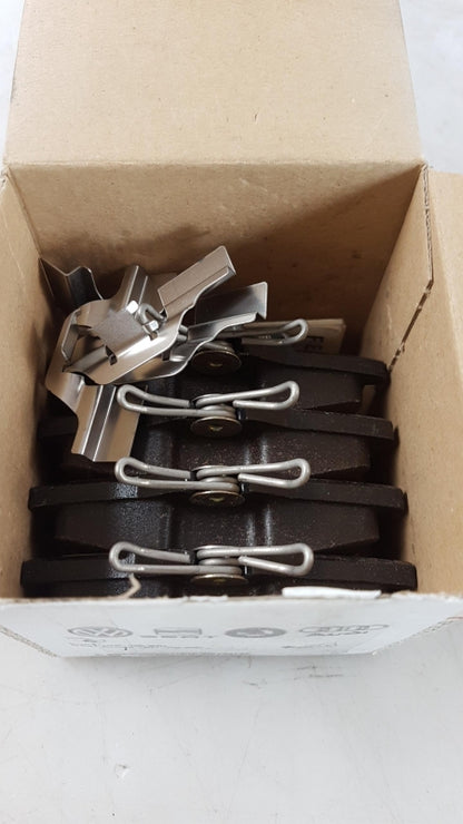Original OE Volkswagen Bremsbeläge 6X0698451A