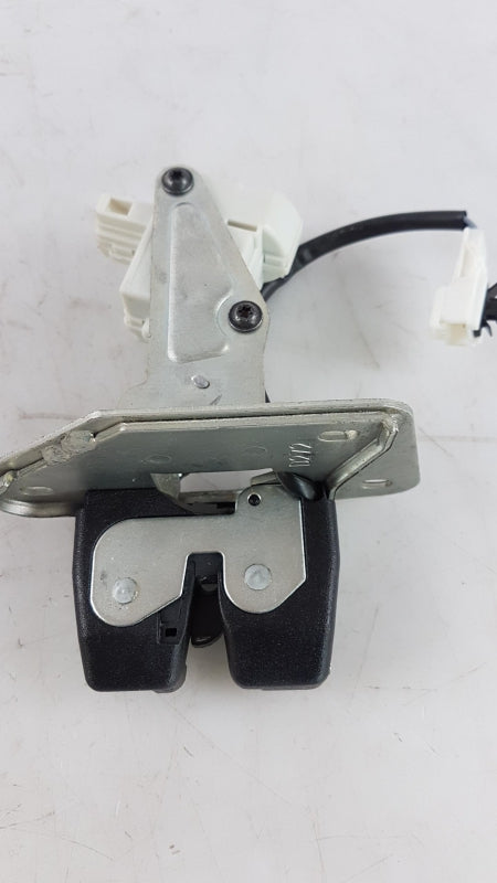 Original MITSUBISHI Colt 6 2002-2012 Heckklappenschloss MN301931