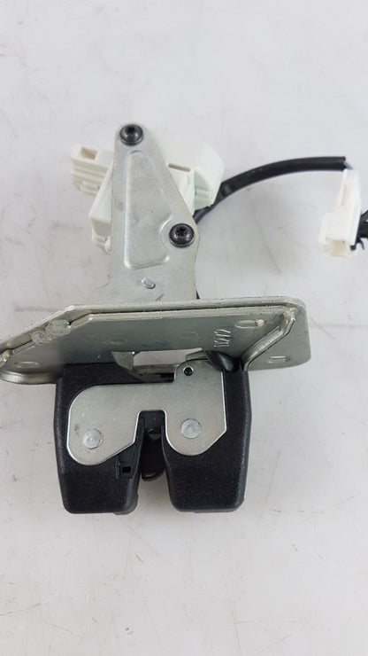 Original MITSUBISHI Colt 6 2002-2012 Heckklappenschloss MN301931