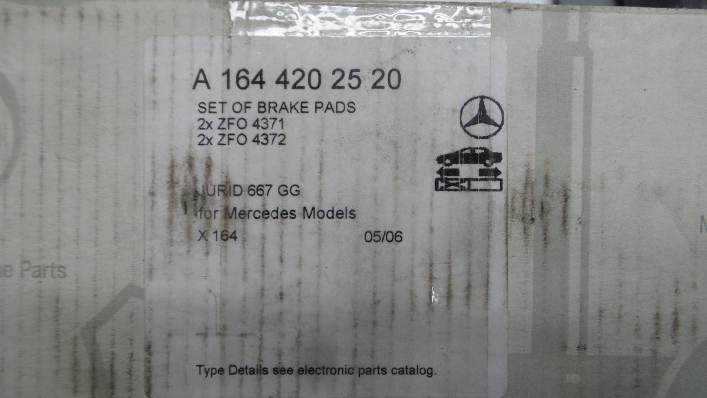 Original MERCEDES-BENZ ML W164 GL X164 W251 Bremsbeläge vorne A1644202520